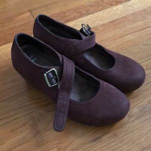 Dansko Sandra Wedge Pump
